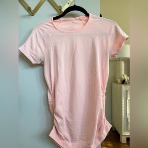 Athleta peach short sleeve ruched athletic shirt Sz M